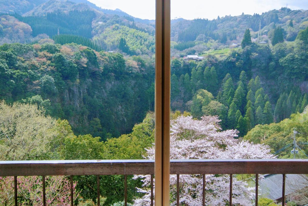 Takachiho B&B Ukigumo Экстерьер фото