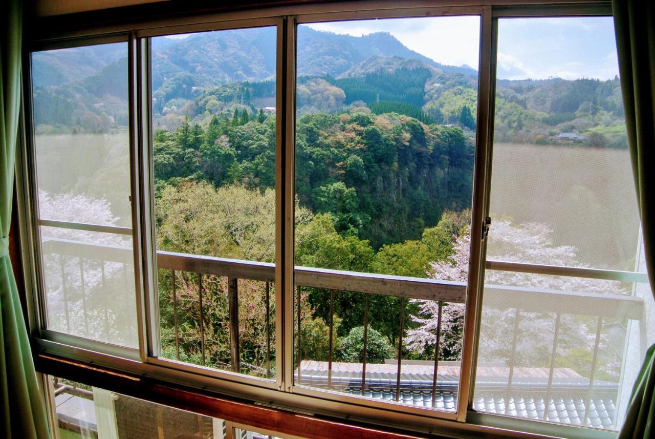 Takachiho B&B Ukigumo Экстерьер фото