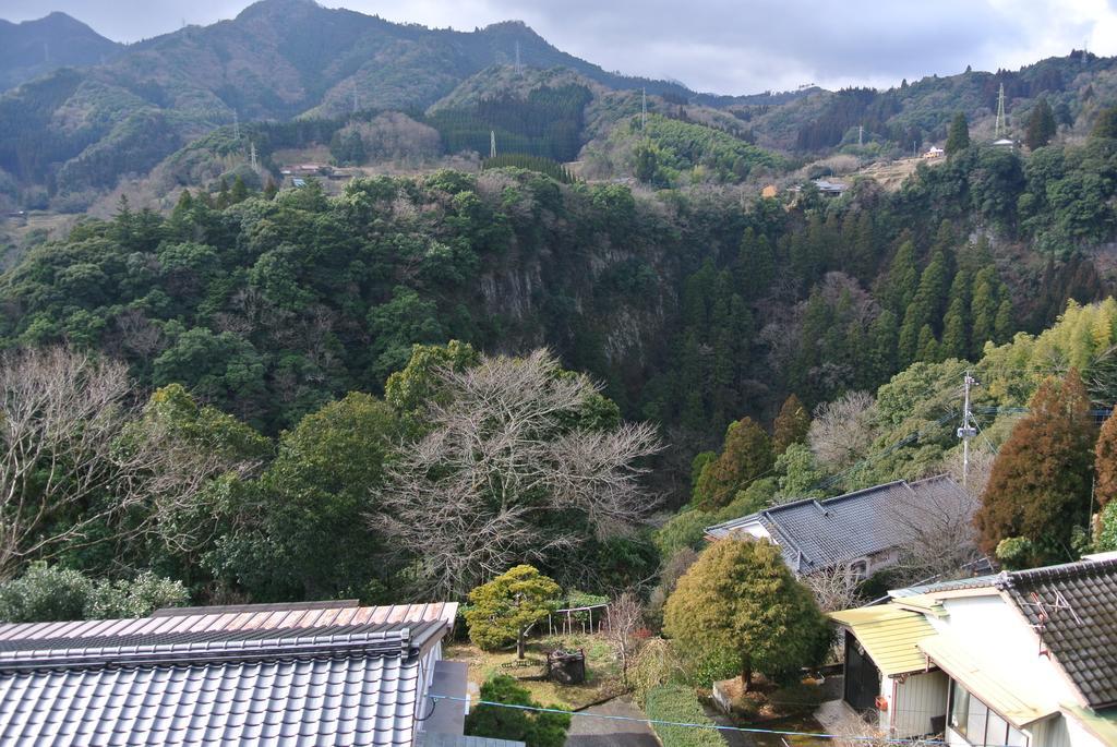 Takachiho B&B Ukigumo Номер фото